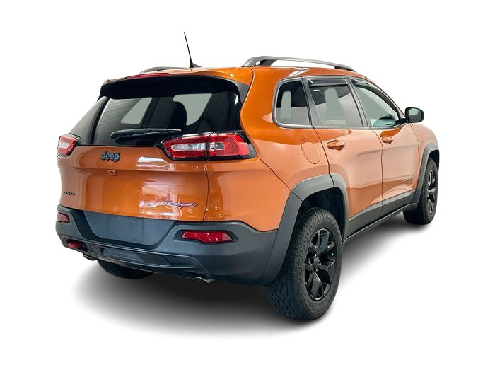 Thumbnail: 2016 Jeep Cherokee - 32