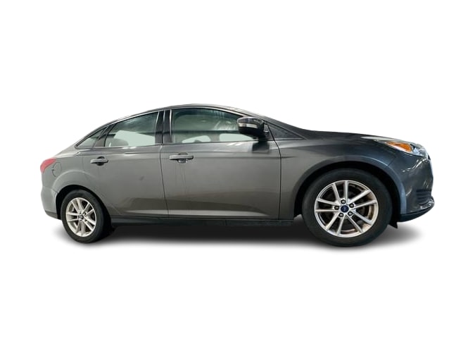Thumbnail: 2017 Ford Focus - 13