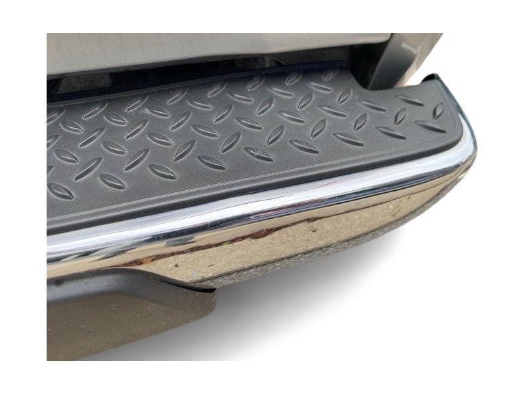 Thumbnail: 2011 Chevrolet Colorado - 24