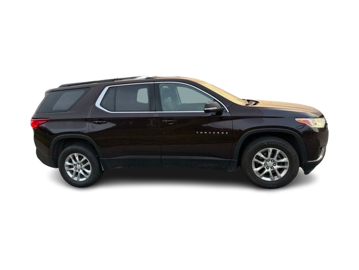 Thumbnail: 2021 Chevrolet Traverse - 17