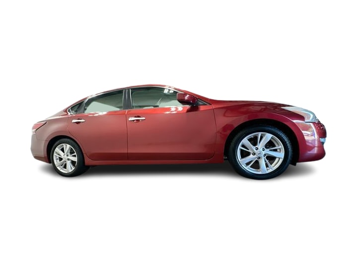 Thumbnail: 2014 Nissan Altima - 16