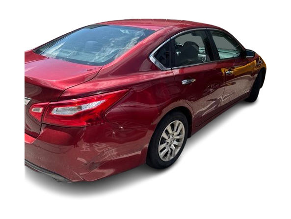 Thumbnail: 2016 Nissan Altima - 15