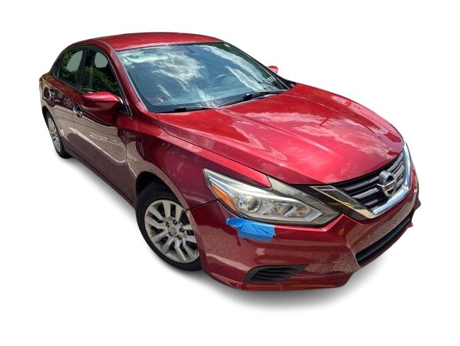 Thumbnail: 2016 Nissan Altima - 16