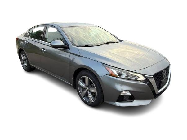 Thumbnail: 2019 Nissan Altima - 16