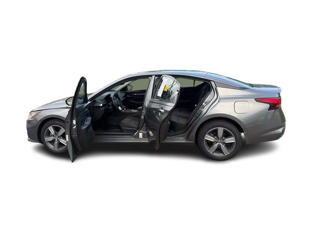 Thumbnail: 2019 Nissan Altima - 21