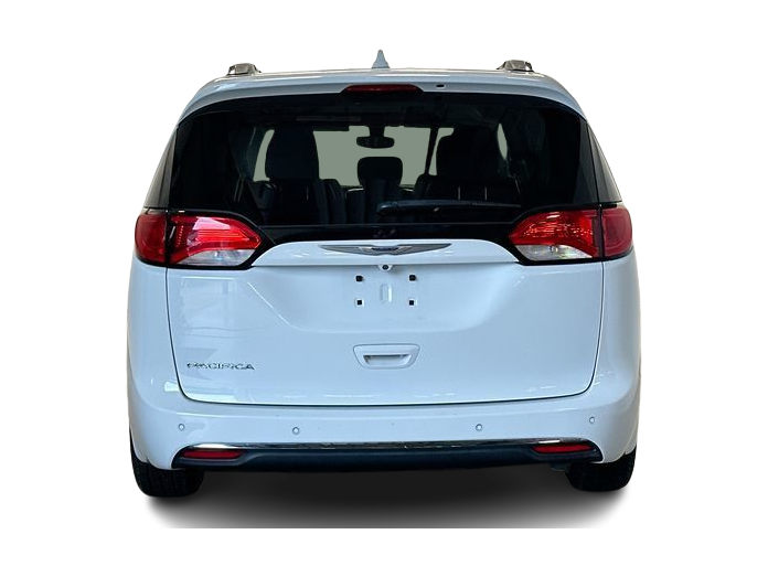 Thumbnail: 2019 Chrysler Pacifica - 5