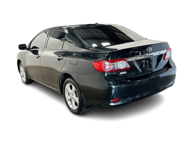 Thumbnail: 2013 Toyota Corolla - 4