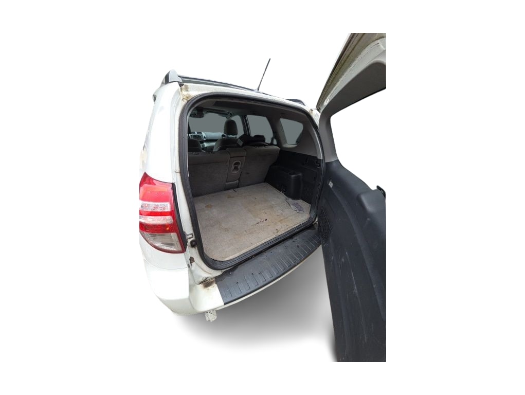 Thumbnail: 2011 Toyota RAV4 - 12