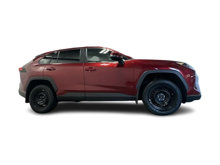 2022 Toyota RAV4 LE 17