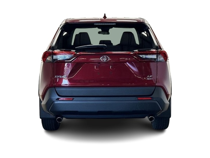 2022 Toyota RAV4 LE 5