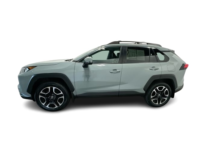 Thumbnail: 2019 Toyota RAV4 - 3