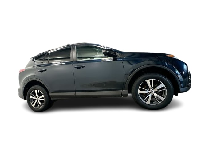 Thumbnail: 2017 Toyota RAV4 - 19