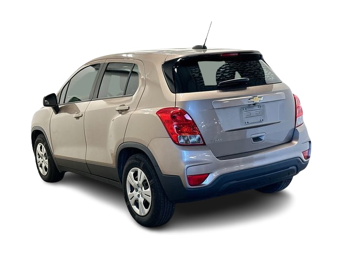 Thumbnail: 2018 Chevrolet Trax - 4