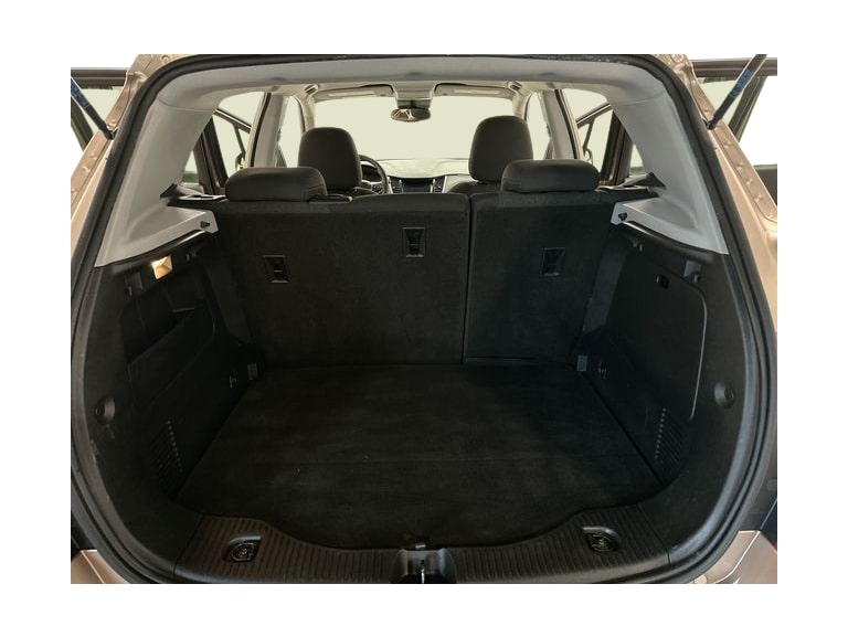 Thumbnail: 2018 Chevrolet Trax - 17
