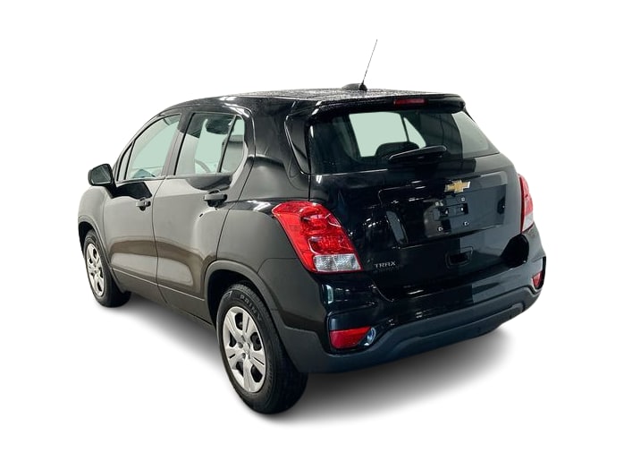 Thumbnail: 2018 Chevrolet Trax - 4