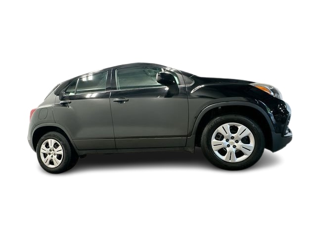 Thumbnail: 2018 Chevrolet Trax - 16