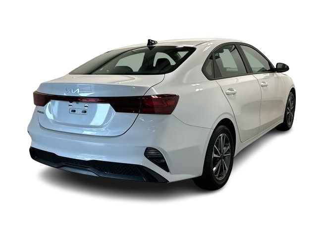 Thumbnail: 2023 Kia Forte - 31