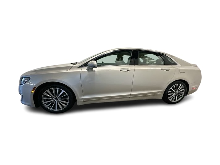 Thumbnail: 2017 Lincoln MKZ - 3