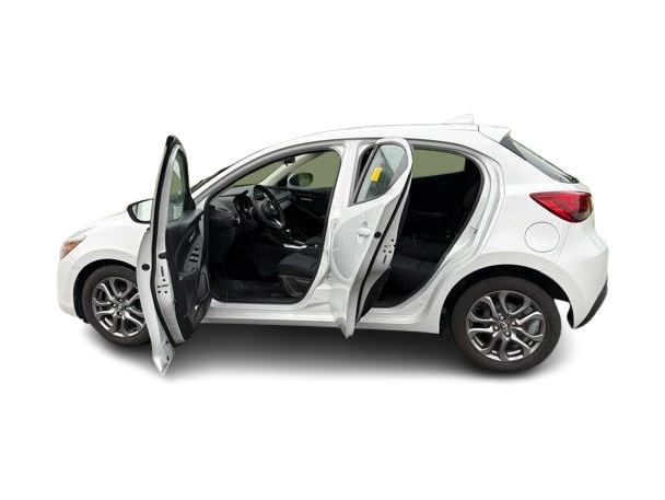 Thumbnail: 2020 Toyota Yaris - 21