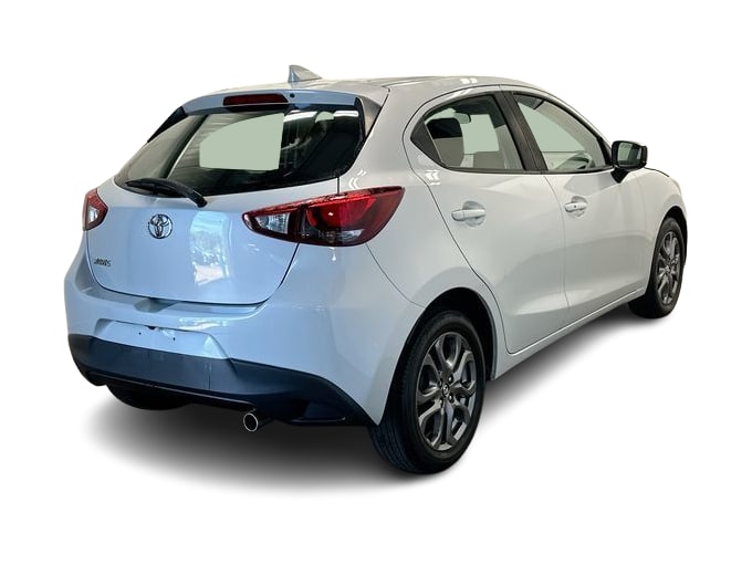 Thumbnail: 2020 Toyota Yaris - 32