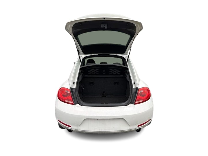 Thumbnail: 2012 Volkswagen Beetle - 15
