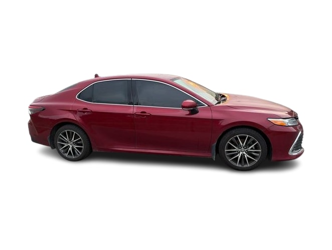 Thumbnail: 2022 Toyota Camry - 16