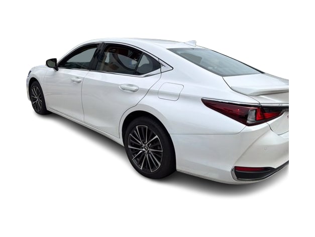 Thumbnail: 2024 Lexus ES - 17