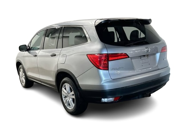 Thumbnail: 2016 Honda Pilot - 4