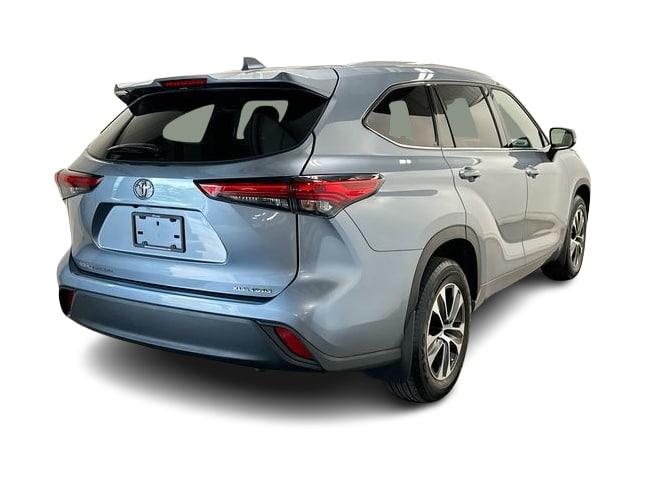Thumbnail: 2022 Toyota Highlander - 36