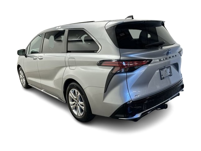 Thumbnail: 2021 Toyota Sienna - 4