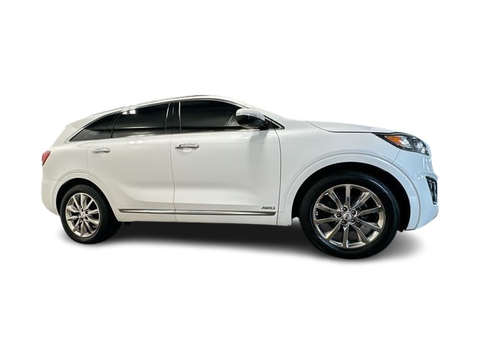 Thumbnail: 2018 Kia Sorento - 18