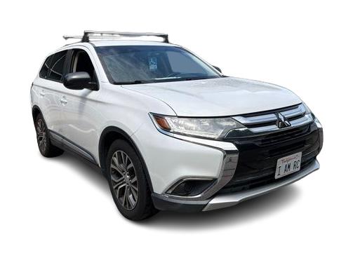 Thumbnail: 2017 Mitsubishi Outlander - 13