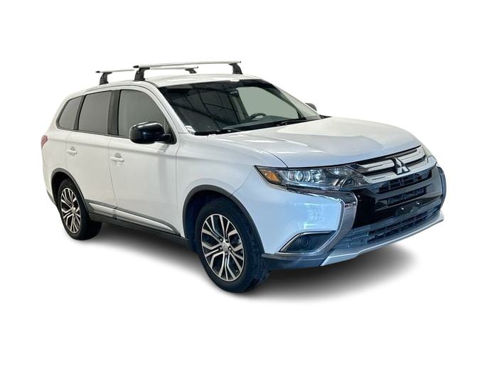 Thumbnail: 2017 Mitsubishi Outlander - 21