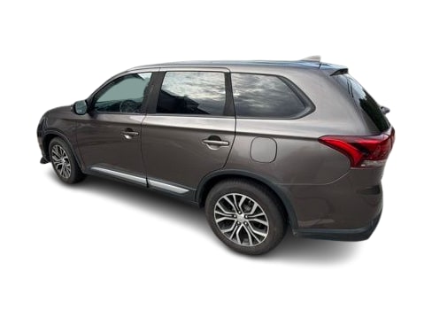 Thumbnail: 2018 Mitsubishi Outlander - 4