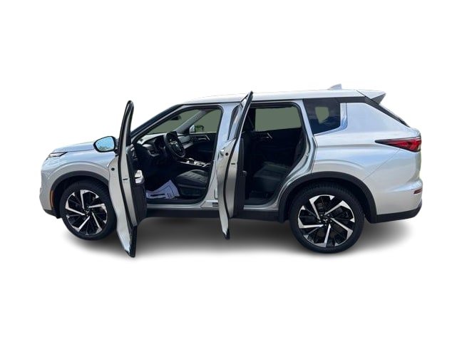 Thumbnail: 2022 Mitsubishi Outlander - 24