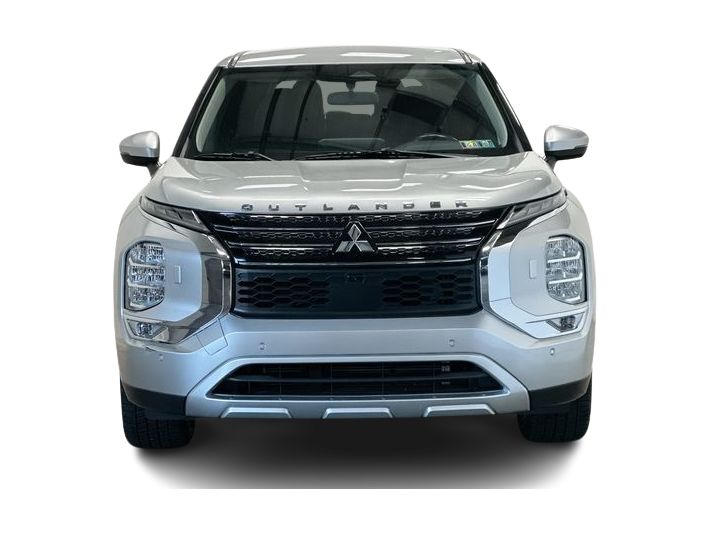 Thumbnail: 2022 Mitsubishi Outlander - 6