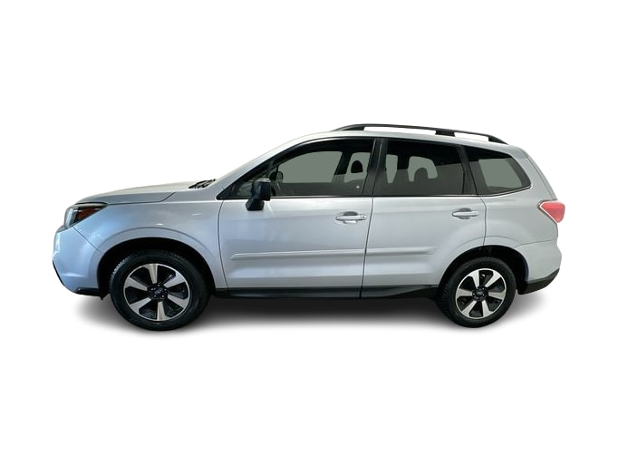 Thumbnail: 2017 Subaru Forester - 3