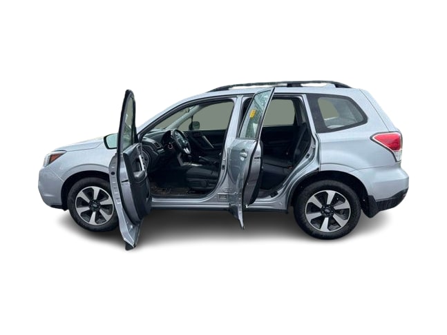 Thumbnail: 2017 Subaru Forester - 19