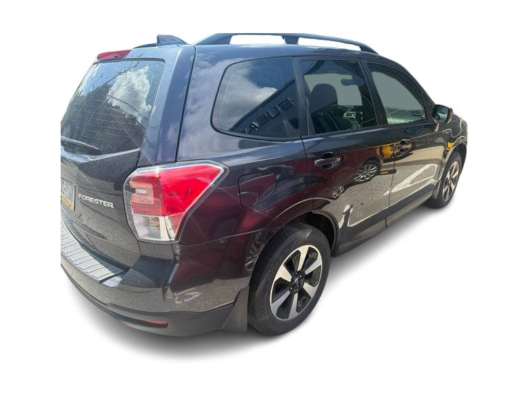 Thumbnail: 2018 Subaru Forester - 11