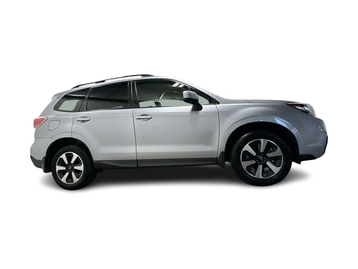 Thumbnail: 2017 Subaru Forester - 17