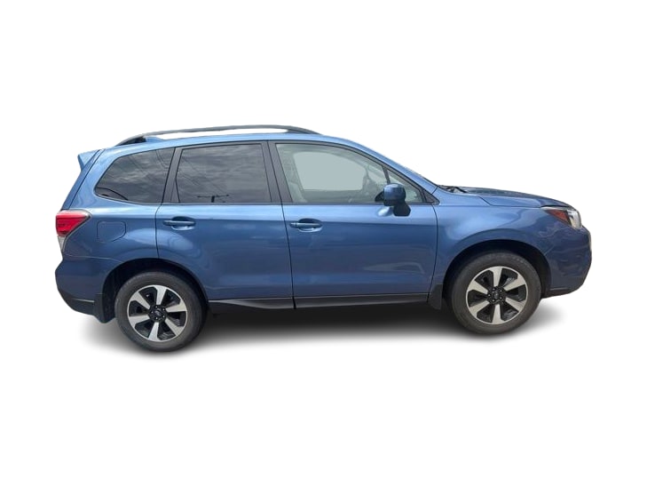 Thumbnail: 2018 Subaru Forester - 11