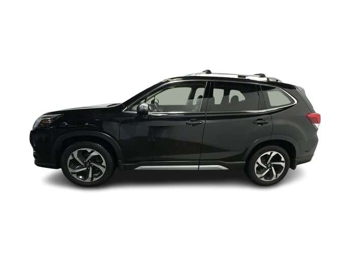 2022 Subaru Forester Touring 3