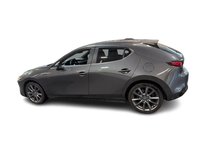Thumbnail: 2022 Mazda Mazda3 - 3