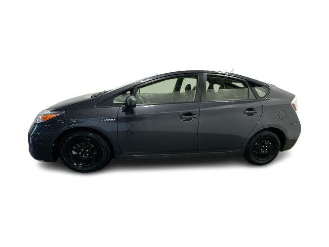 Thumbnail: 2015 Toyota Prius - 3