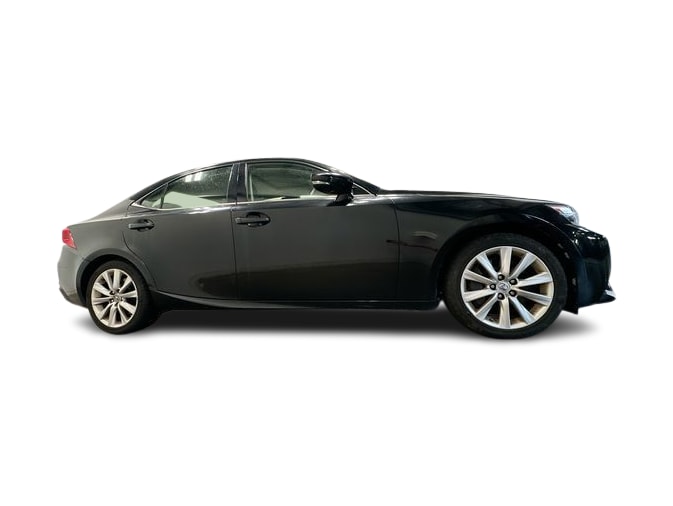 Thumbnail: 2016 Lexus IS - 13
