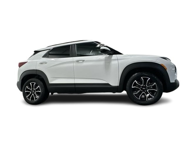 Thumbnail: 2022 Chevrolet TrailBlazer - 16