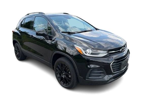 Thumbnail: 2022 Chevrolet Trax - 18