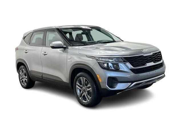 Thumbnail: 2023 Kia Seltos - 30
