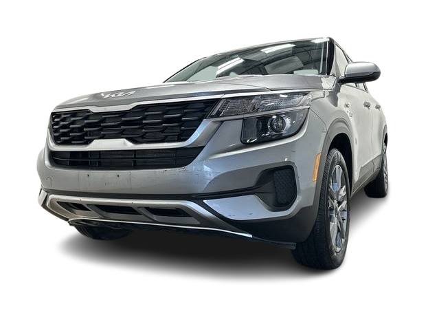 Thumbnail: 2023 Kia Seltos - 29