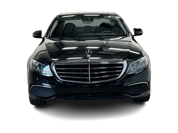 Thumbnail: 2017 Mercedes-Benz E-Class - 32